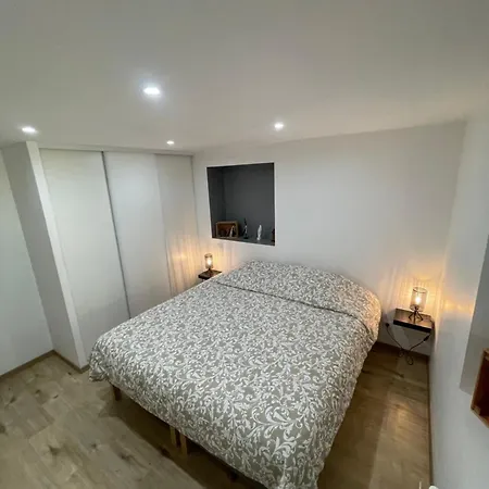 Lägenhet Agreable Et Moderne - Rez De Chaussee - Sur L'eau *