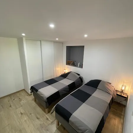 Agreable Et Moderne - Rez De Chaussee - Sur L'eau