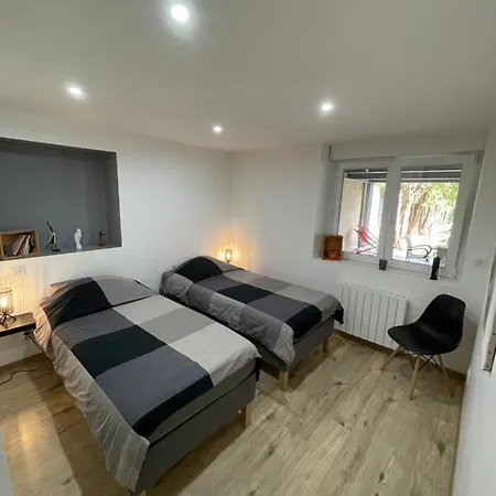 Agreable Et Moderne - Rez De Chaussee - Sur L'eau * Blainville-sur-l'Eau